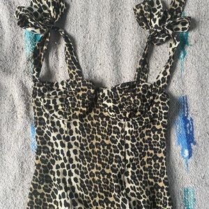 MOVING SALE - LIONESS Boo’d up bustier tie top Leopard small
